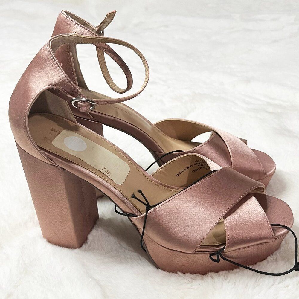 Who What Wear Pink Satin Sydney Platform Heels NWT Size 7.5